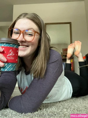 freckled_feet [ freckled-feet-1 ] - Happy Easter 🐣🐰