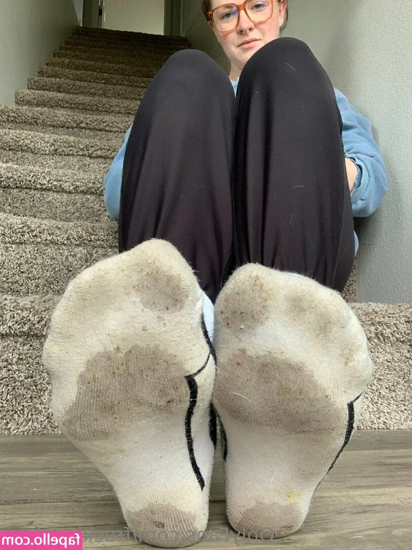 freckled_feet [ freckled-feet-1 ] - Craving whatever is in your pants 🤤