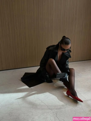 Nikoleta Lozanova [ nikoleta-lozanova ] - Good morning everyone!  OMG I hurt my back I have muscle spasm