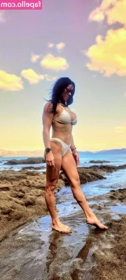 JodiRundFitness - shaking my ass with a butt plug in, includes a HUGE surprise! daddi
