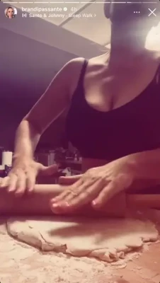 Brandi Passante [ brandi-passante ] - what kind of videos do you guys wanna see