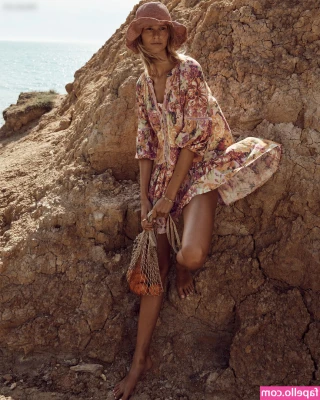 Mariina Keskitalo [ mariina-keskitalo ] - Tell me about your dreams, as long as they were about me!