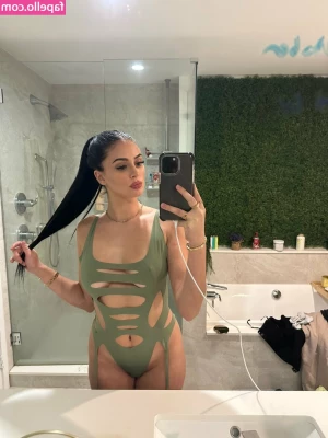 Camillaara - Had to get these things off somehow. 😋