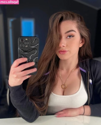MissMikkaa - Teaser to tease you