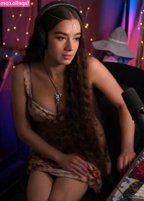 MissMikkaa - Phoebe fucked all my makeup off ^_^