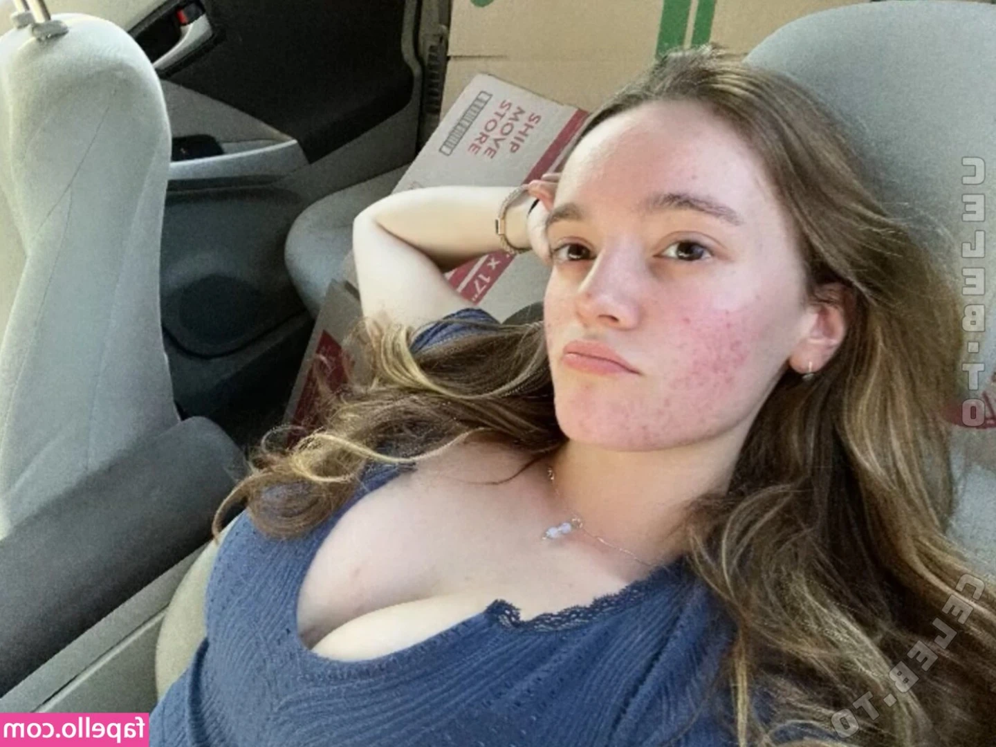 m1ra0049 - time-lapse Eliza gets stuck and @bunnydelacruz69 tries to help her