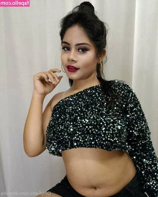 amesha_original [ amesha-original ] - Swipe to take off my panties 🤭 Deslize para tirar minha calcinha