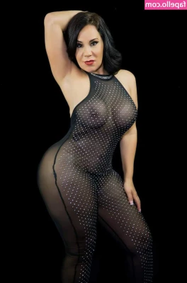 queenrogue - I had such a sexy dream about you last night 💕 DM me - I will tell