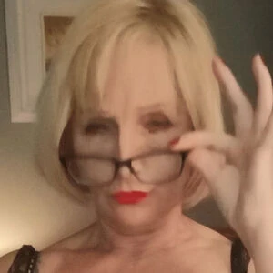 Taynawinfrey2