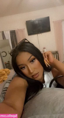 lulh0neydip - How's your day been going? 🤭
