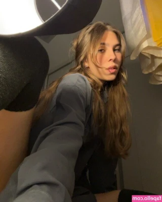 Gabriela Medeiros [ gabriela-medeiros ] - Teasing my ass and pussy for you, don’t you wish your face was in