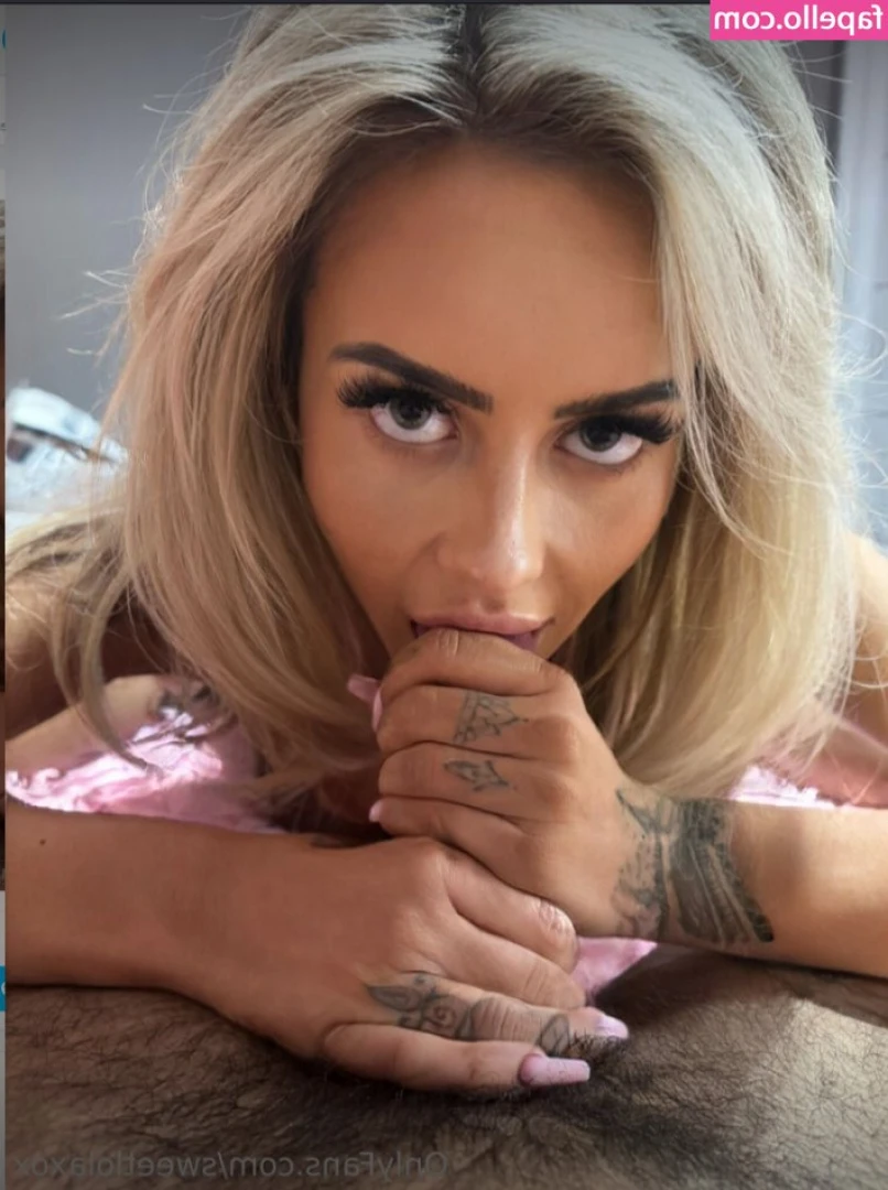 Sweet Lola [ sweet-lola-3 ] - double penetration deepthrout mouthmouth-mouthpussy squirt and spit