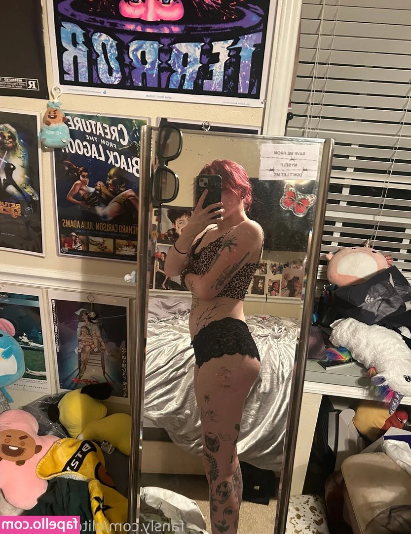 clitoralsuction - Some naughty spanking time 🤭
