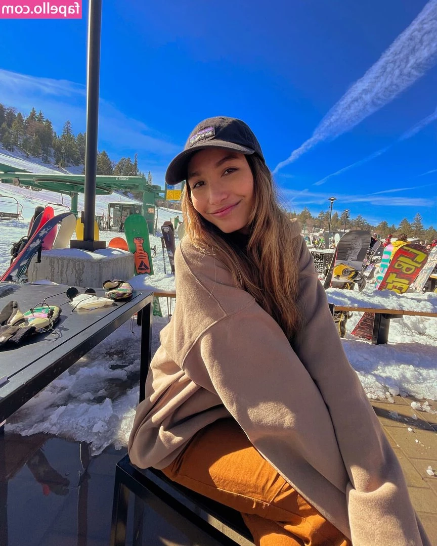 Dommmi - baby 💋 would you like to have an adventure 💗 with you write to