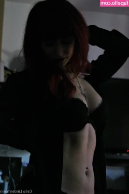 celialindermann - Let me sit on your face🍑