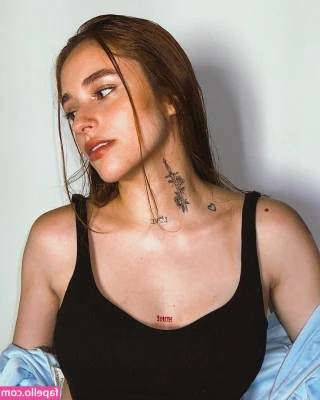 Gabssf - 📸 wanna watch me cum in the jacuzzi!? 😍