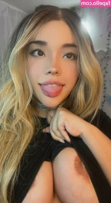 Honeygiri - Babe look at this…. 💦