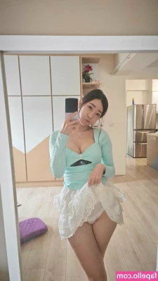 ssrpeach - hey daddy 😳 will you play with me for a while?  🔥💦 video