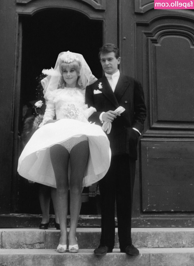 Deneuve - Let's start our new month with rainbows and sluts😜