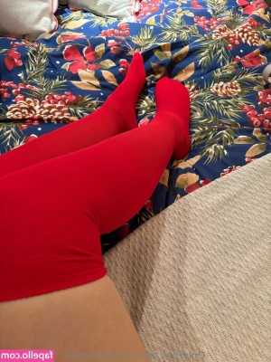 missannarose - Pensive