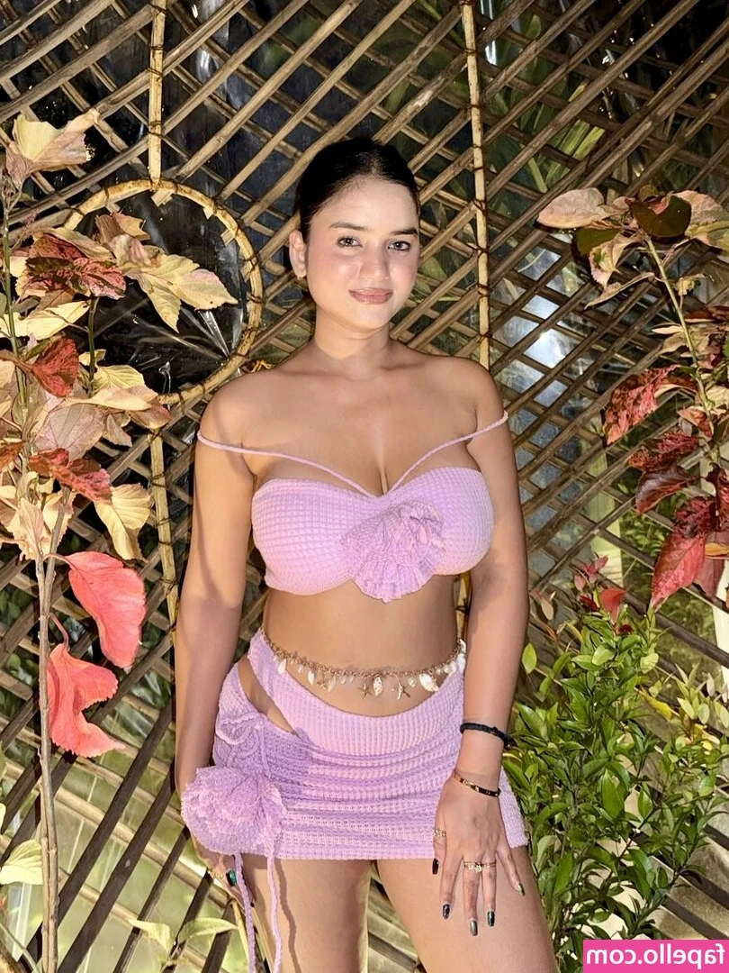 deeksha_0102 [ deeksha-0102 ] - Have u ever dreamed about me🌸