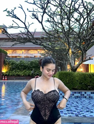 deeksha_0102 [ deeksha-0102 ] - Gotta love to different tan lines 🥵