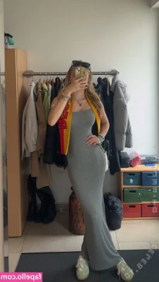 Clarabruells - Booty pics are my favorite 😎