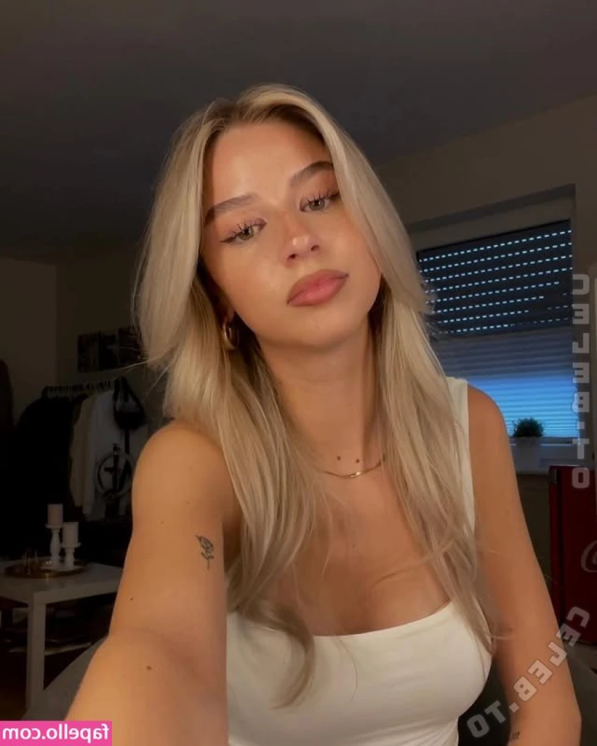 ciarasophie - SOLO LIVE SHOW!! Getting ready for VEGAS, join me 3/1 7pm PST :)