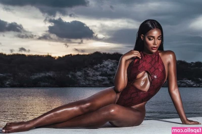 Monifa Jansen [ monifa-jansen ] - who wants to fuck me in this outfit then? 😈