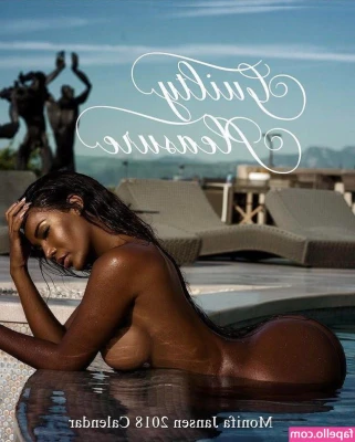 Monifa Jansen [ monifa-jansen ] - Got filled up in every little hole today 😇