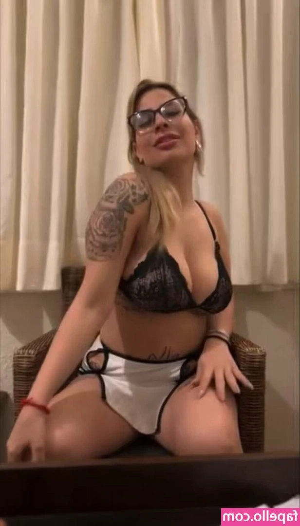 Miguelina Fredes Sarasola [ miguelina-fredes-sarasola ] - 🥰🌈 🌞 Happy “Get your Freak on” Friday!! 😈😛