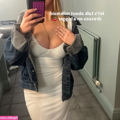 toributlerr - Booty and sole tease
