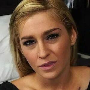 Kleio Valentien