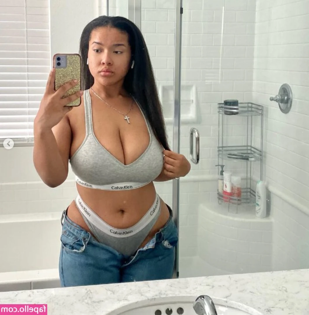 blkanimebabe - How do you think it will look my bikini in your bedroom floor?