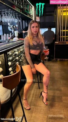 fochesattosofia - Do you like my body tape?? 🙊