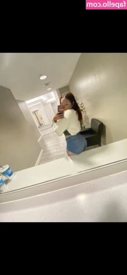 Dyveena Gamon [ dyveena-gamon ] - What tf! I lost connection and wasn’t even able to save the stream