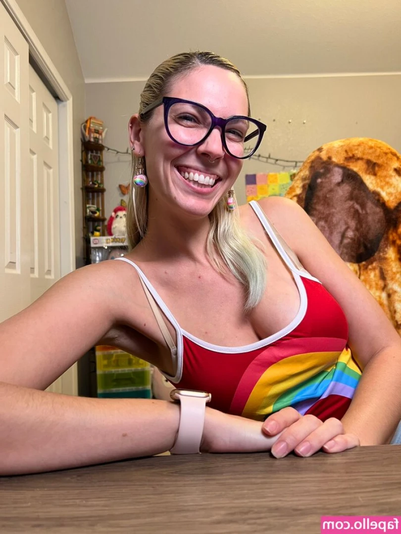 Christie Skylar [ christie-skylar ] - POV you’re about to be suffocated by ass