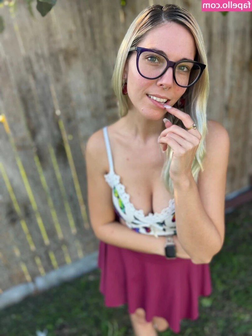 Christie Skylar [ christie-skylar ] - Hola mis amores 😊😘
