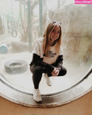Madi ASMR [ madi-asmr ] - Guess what I did with @elyylabella 😉 DM me if you wanna see the