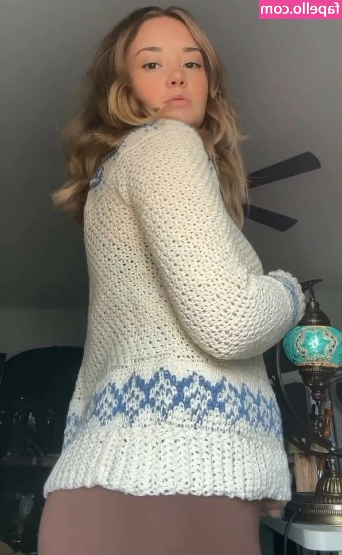 Madi ASMR [ madi-asmr ] - 😍😍😍look at that body