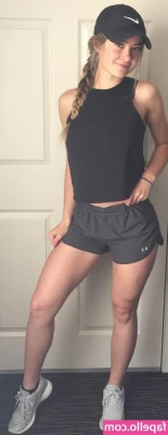 Madi ASMR [ madi-asmr ] - If you’ve been subbed for a while but have spent $0 you’ll be