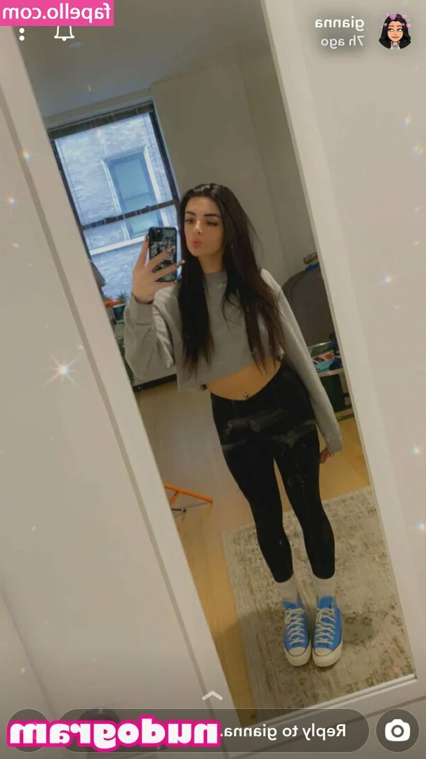 Gia Belsito [ gia-belsito ] - My girlcock wants to explode in ur mouth like a firework 😜🎇