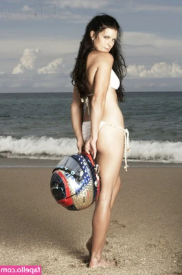 Danica Patrick [ danica-patrick ] - are u gonna help me take this off? my top isn't gonna come off on its