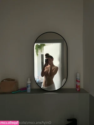 alice_so_sweet [ alice-so-sweet ] - Fuck take me back daddy 🍑👅💦 @johnnythekidxxx