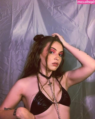 Sarahtoosalty - MY FRIENDS FREE TRIAL IS 🔥🔥 https://onlyfans.com/action/t…