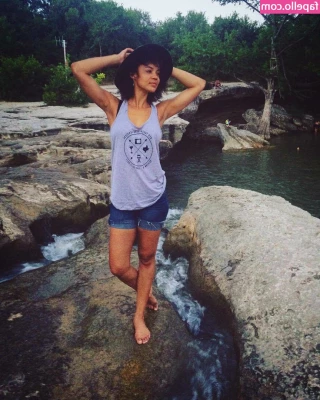 Maria Sten [ maria-sten ] - My wet body in the shower makes you drown in drool and me drown in
