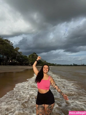Fernanda Lira [ fernanda-lira ] - Send me a hard dick 🍆 pic baby 🤤 I want to see and rate your
