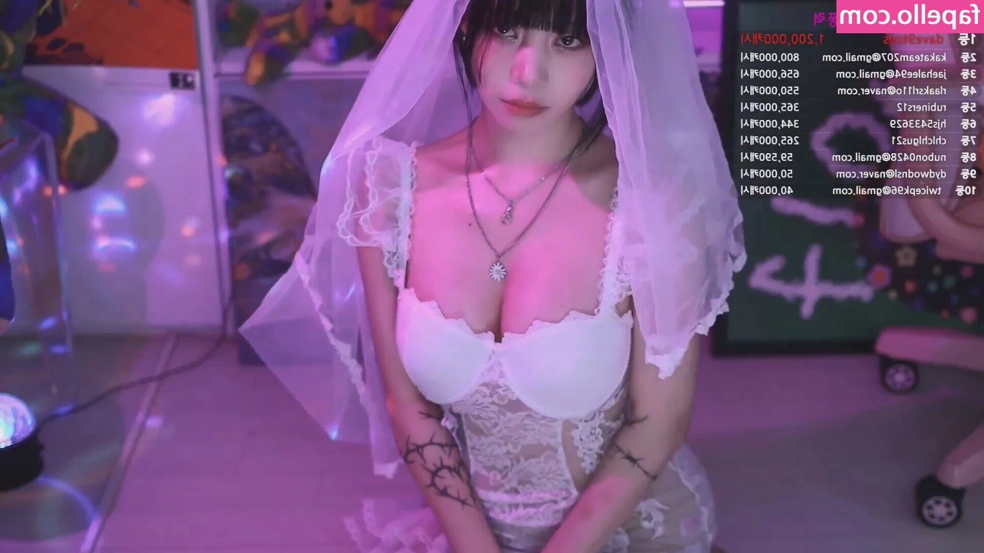 Baerasoni - Yummy cock for ME   would you like to fill me up   my BIG ASS needs a