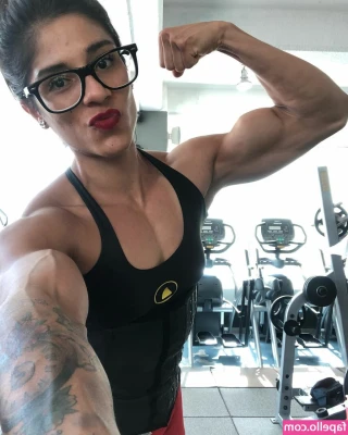 Karla Martinez [ karla-martinez ] - ชอบสีเขียวมั้ยครับ😋