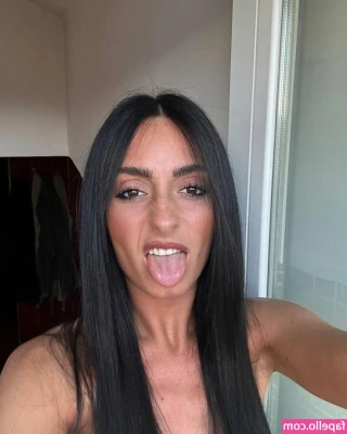 Camilla Marchioni [ camilla-marchioni ] - @duncansaintxxx fucked the shit out of me in this one 😳